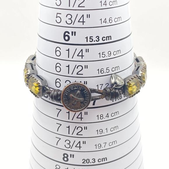 Vintage FOSSIL Antique Gold Tone Green Prong Set Glass Bracelet Toggle Clasp - Picture 8 of 8